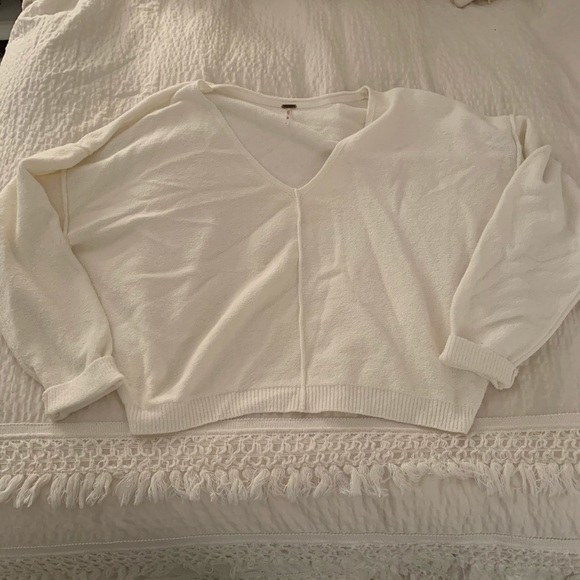 Free People Oversized Sweater - Picture 3 of 6